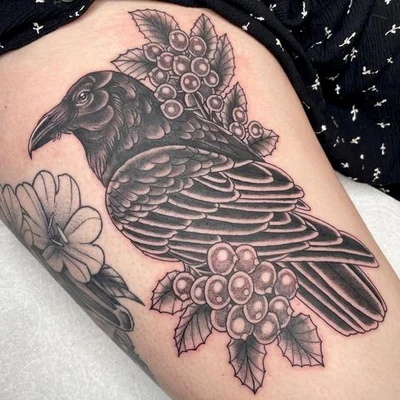 Samantha Grimm tattoo 010