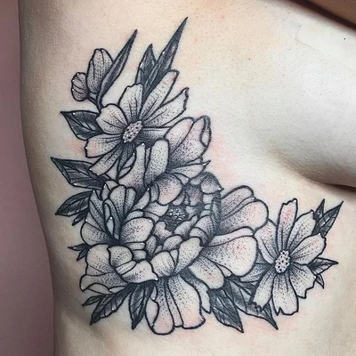 Samantha Grimm tattoo 028