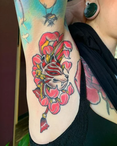 Samantha Grimm tattoo 031