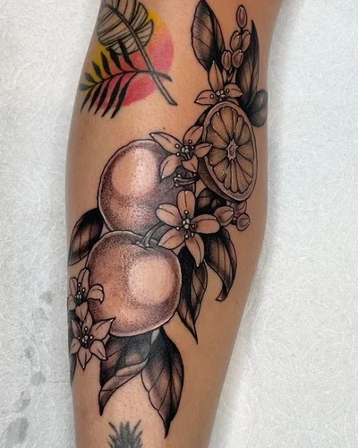 Samantha Grimm tattoo 044