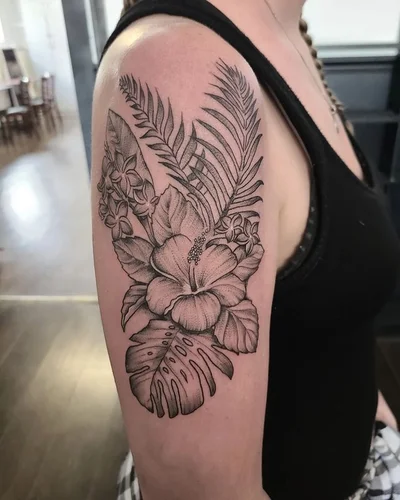 Samantha McQuillan tattoo 011