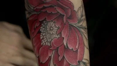 Samantha tattoo 041