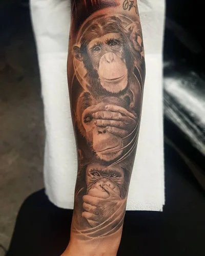 Samantha Bee tattoo 015