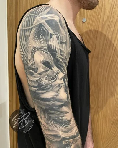 Samantha Bee tattoo 017