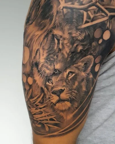 Samantha Bee tattoo 025