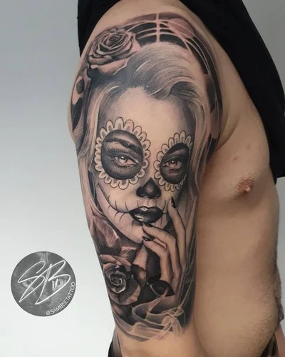 Samantha Bee tattoo 046