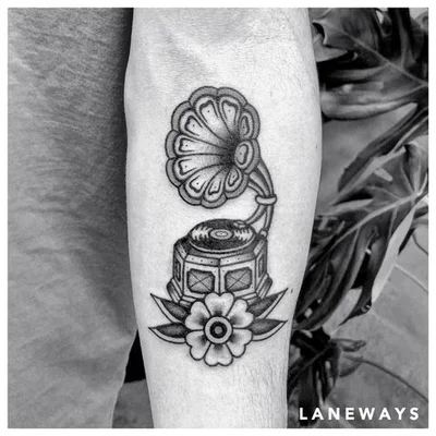 Sam Crowe tattoo 028