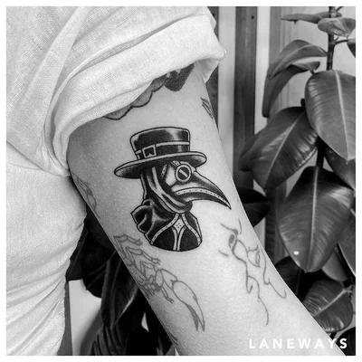 Sam Crowe tattoo 042