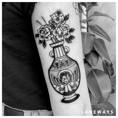 Sam Crowe tattoo 043