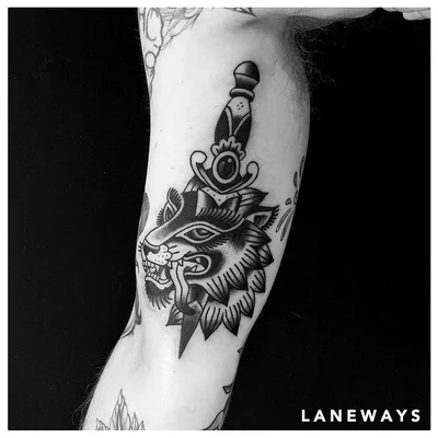 Sam Crowe tattoo 046