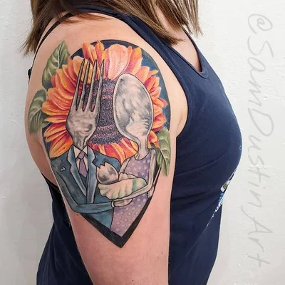 Sam Dustin tattoo 008