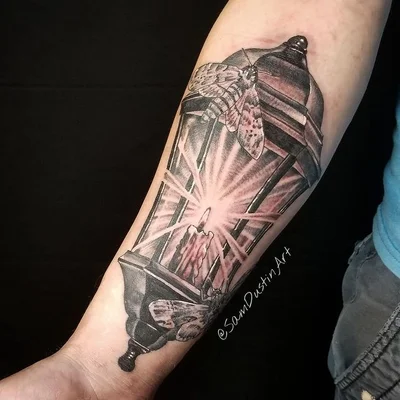 Sam Dustin tattoo 042