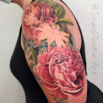Sam Dustin tattoo 044