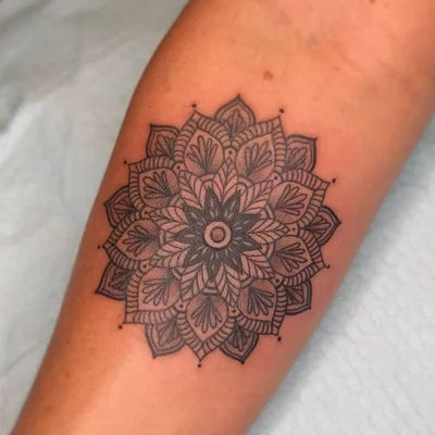 Samantha Frederick tattoo 018