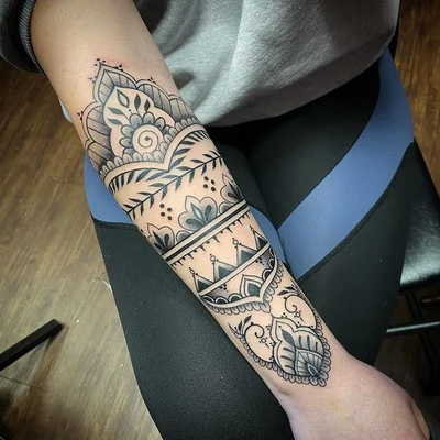 Samantha Frederick tattoo 019