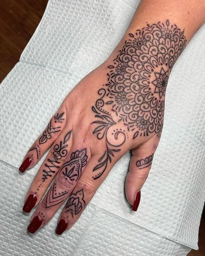 Samantha Frederick tattoo 022