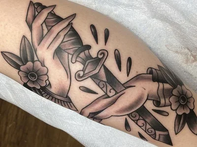 Samantha Frederick tattoo 035
