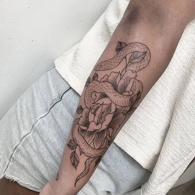 Sammi tattoo 027