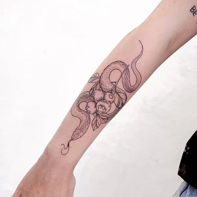 Sammi tattoo 033