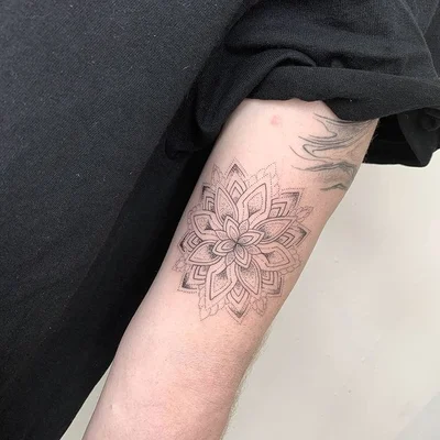 Sammi tattoo 035
