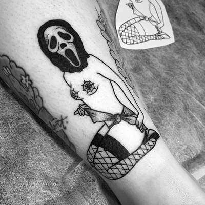 Sammy Leigh tattoo 015