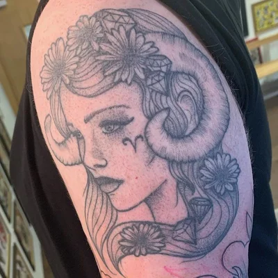Sammy Leigh tattoo 017