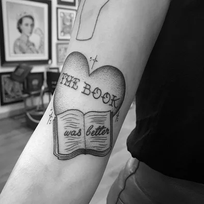 Sammy Leigh tattoo 018