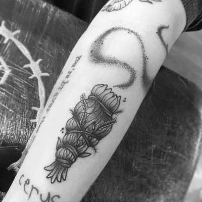 Sammy Leigh tattoo 026