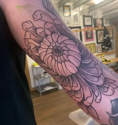 Sammy Leigh tattoo 035