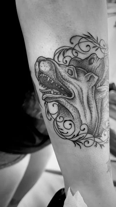 Sammy Leigh tattoo 044