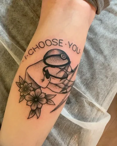 Sammy Leigh tattoo 046