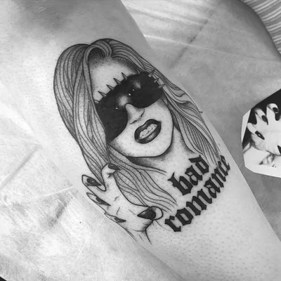 Sammy Leigh tattoo 048