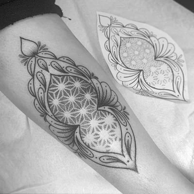 Sammy Leigh tattoo 050