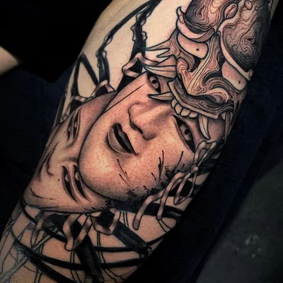 Samantha Pimblett tattoo 009