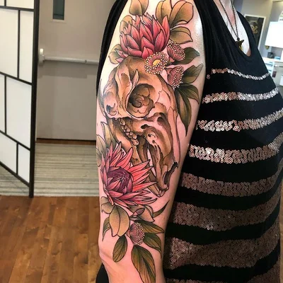 Sam Read tattoo 041