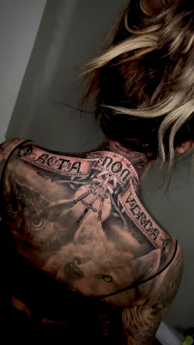 Sam Taylor tattoo ig_013