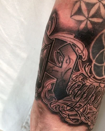 Sam Cole tattoo 027