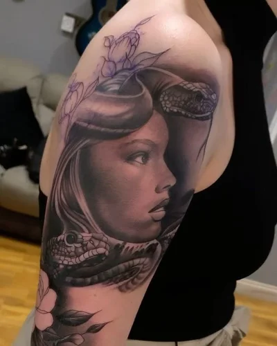 Sam Cole tattoo 048
