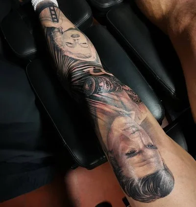 Sánchez Santi tattoo 049