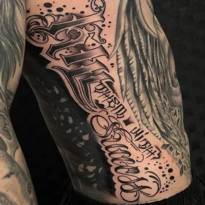 Paul Naylor tattoo 019