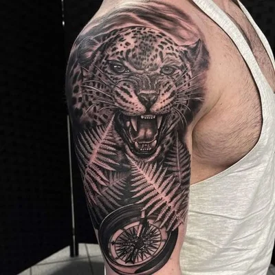 Paul Naylor tattoo 024