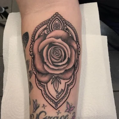 Paul Naylor tattoo 032