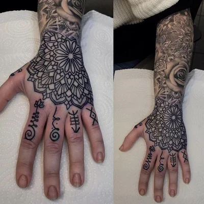 Paul Naylor tattoo 037