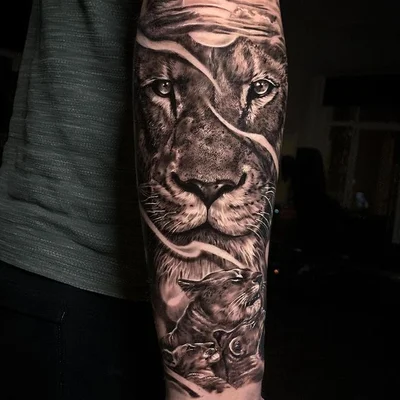 Sandra Osorno tattoo 044