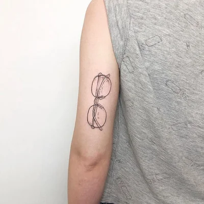 Sandra tattoo 010