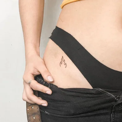 Sandra tattoo 029