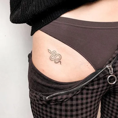 Sandra tattoo 035