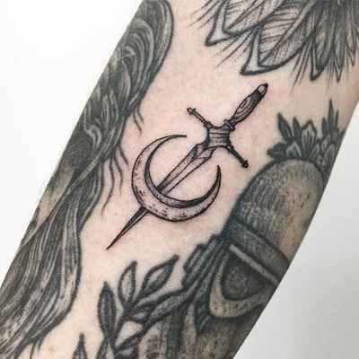 Sandra Storm tattoo 015