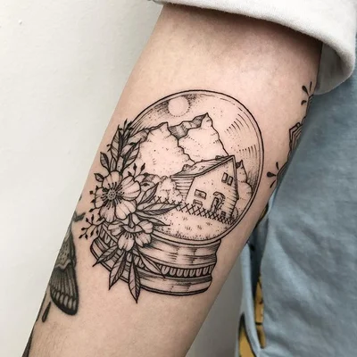 Sandra Storm tattoo 016
