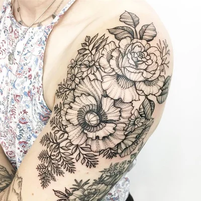 Sandra Storm tattoo 017